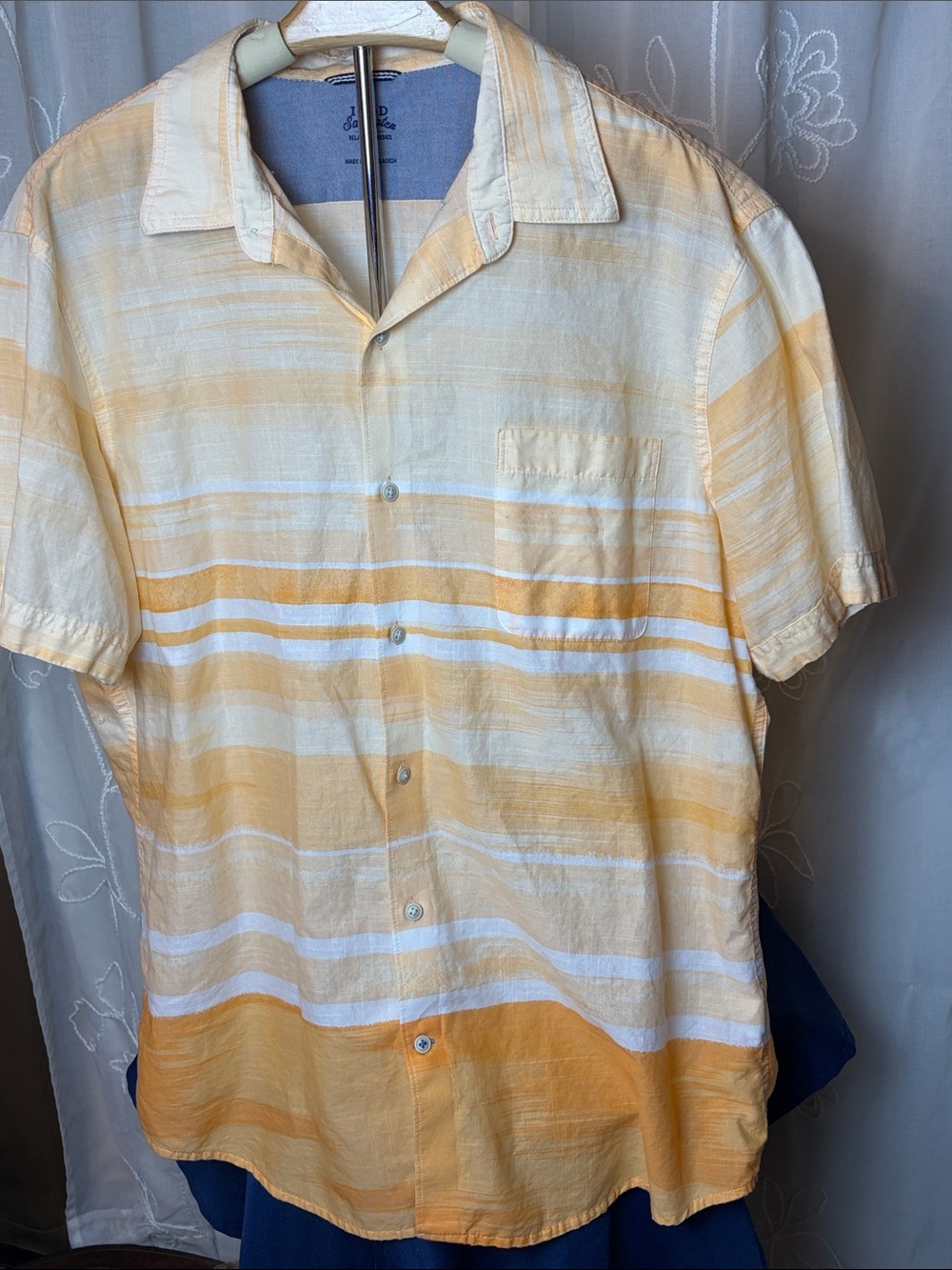 IZOD Men's Short Sleeve Button-Up Shirt in orange Stripe XL
